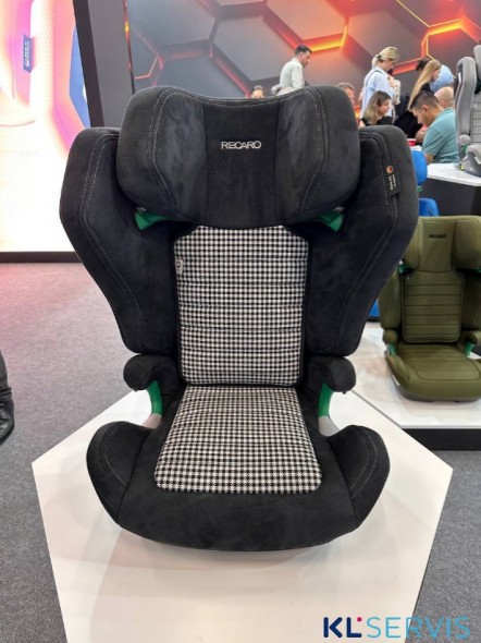 Автокресло Recaro Axion 1 (15-36 кг)