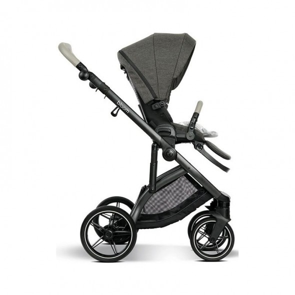 Коляска 2 в 1 Roan Bloom 2.0 